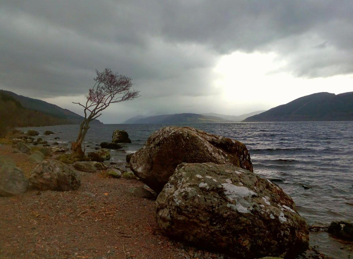 Sunrise House Hotel Inverfarigaig Buitenkant foto